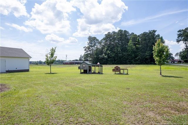 111 N Church Street, Newton Grove, NC 28366