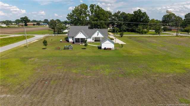 111 N Church Street, Newton Grove, NC 28366