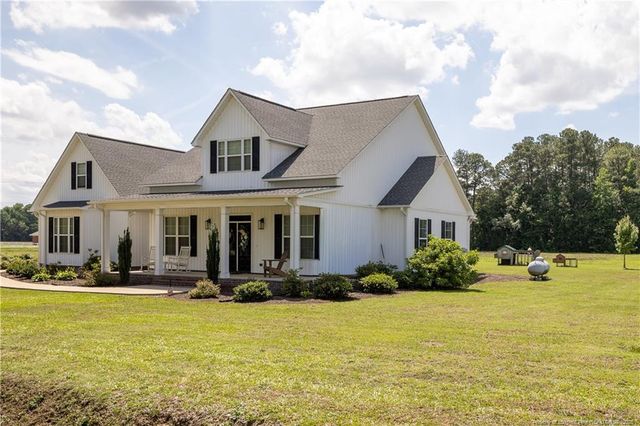 111 N Church Street, Newton Grove, NC 28366