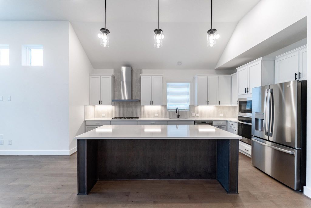 209 Joy LN, Liberty Hill, TX 78642