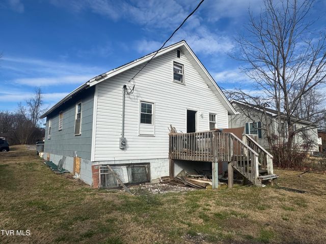 108 Lakeview Street, Bristol, TN 37620