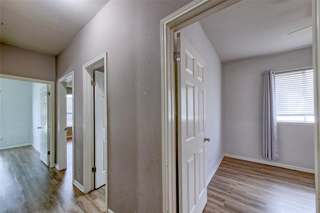 313 Olmos DR, Leander, TX 78641