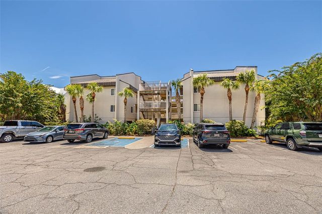 1524 Wood Ave 214, St Simons Island, GA 31522