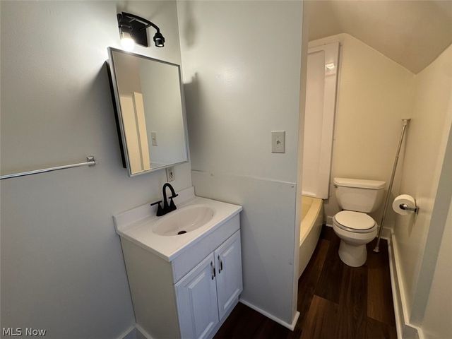 1009 W Wilbeth Road, Akron, OH 44314