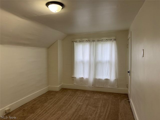 1009 W Wilbeth Road, Akron, OH 44314