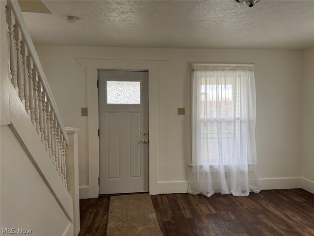 1009 W Wilbeth Road, Akron, OH 44314