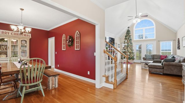 132 Avery Ct, Manchester, TN 37355