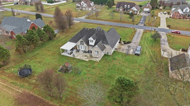132 Avery Ct, Manchester, TN 37355