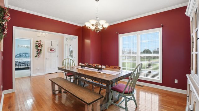 132 Avery Ct, Manchester, TN 37355