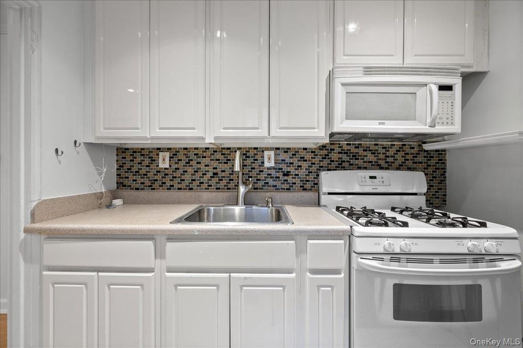 485 Bronx River Road A23, Yonkers, NY 10704 — photo 2