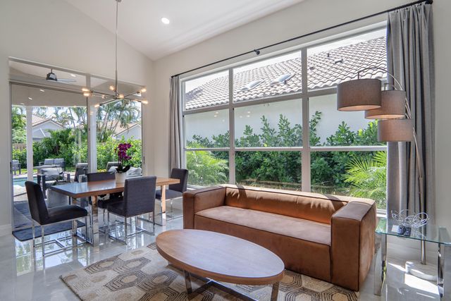 6670 NW 27th Avenue, Boca Raton, FL 33496