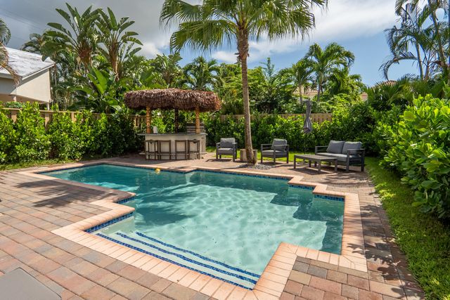 6670 NW 27th Avenue, Boca Raton, FL 33496