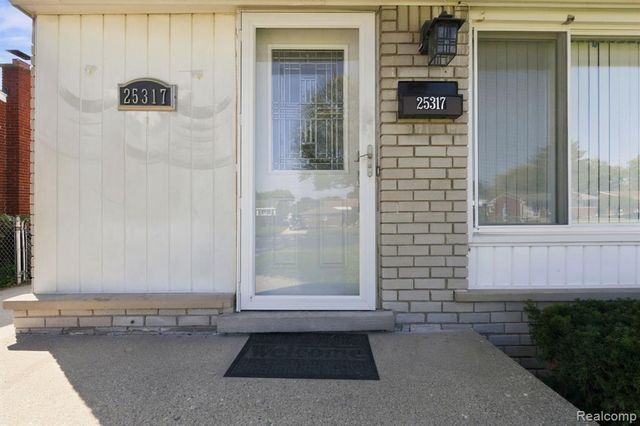 25317 Wagner Avenue, Warren, MI 48089