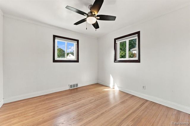 25317 Wagner Avenue, Warren, MI 48089