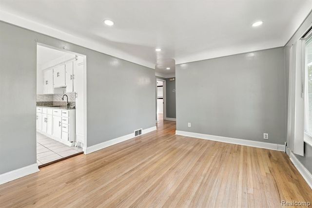 25317 Wagner Avenue, Warren, MI 48089
