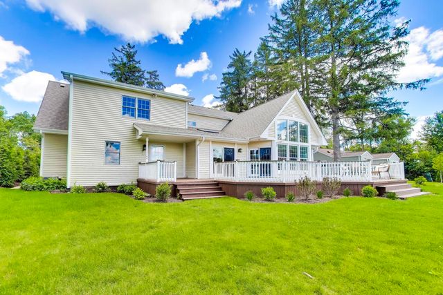 2074 Greenview Road, Northbrook, IL 60062