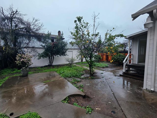 348 W Clay St, Stockton, CA 95206