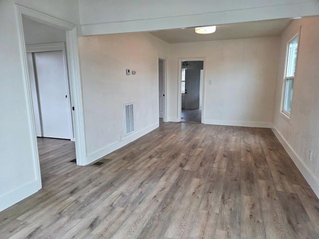 348 W Clay St, Stockton, CA 95206