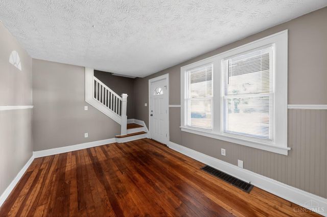 6808 Betts Avenue, North College Hill, OH 45239