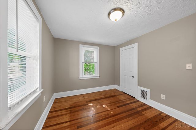 6808 Betts Avenue, North College Hill, OH 45239