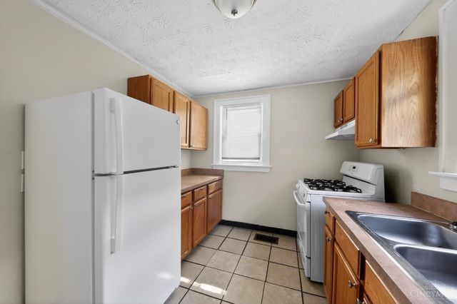 6808 Betts Avenue, North College Hill, OH 45239