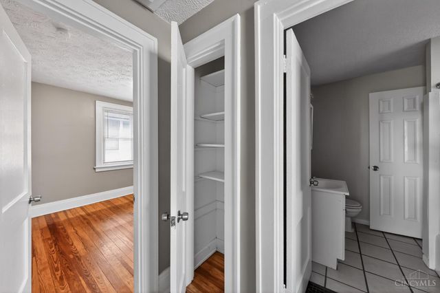6808 Betts Avenue, North College Hill, OH 45239