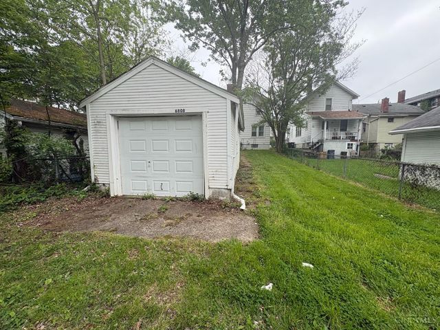 6808 Betts Avenue, North College Hill, OH 45239