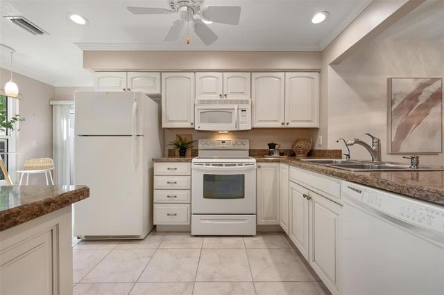 3320 TALLYWOOD COURT 7091, Sarasota, FL 34237