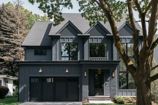 905 N Webster Street, Naperville, IL 60563