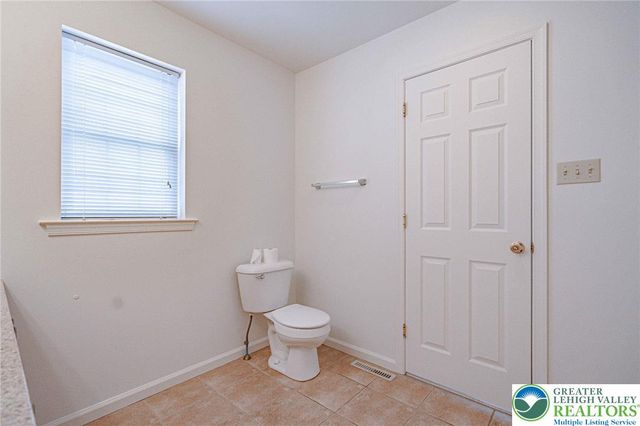 7707 Racite Road, Macungie, PA 18062