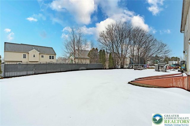 7707 Racite Road, Macungie, PA 18062
