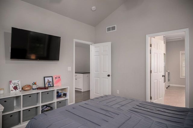 24423 66th STREET, Salem, WI 53168