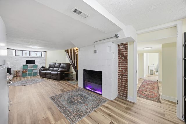 861 Georgetown Street, Lexington, KY 40508