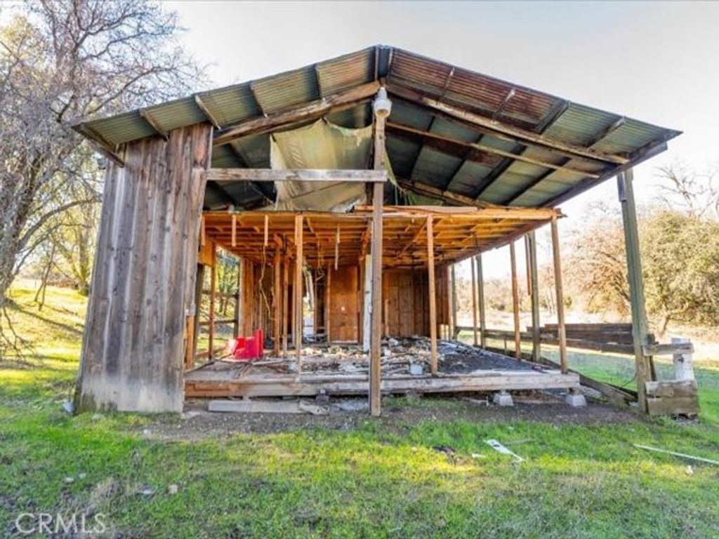 Image 43 of property listing at 0 Old Gold Road, Cottonwood, CA 96022