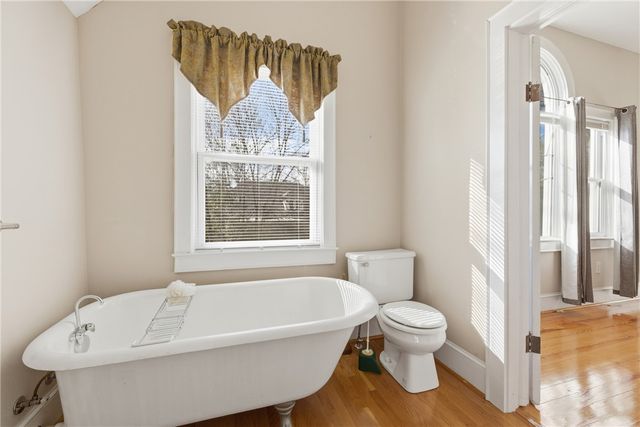 711 NE Main Street, Easley, SC 29640