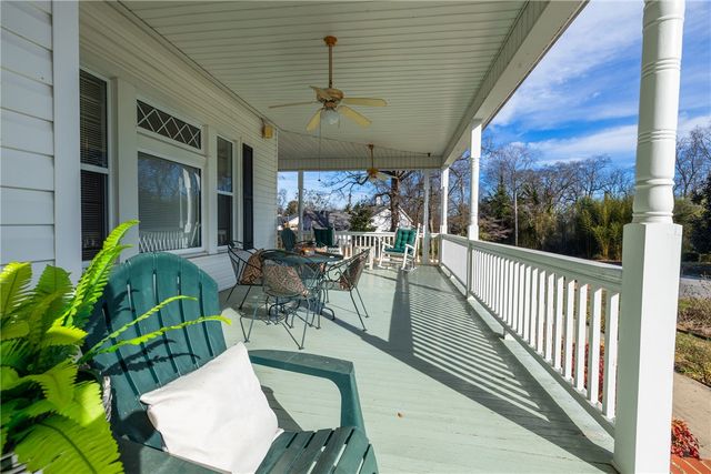 711 NE Main Street, Easley, SC 29640