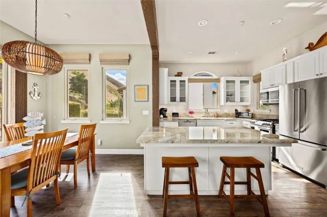 1870 Costa Brava, Pismo Beach, CA 93449