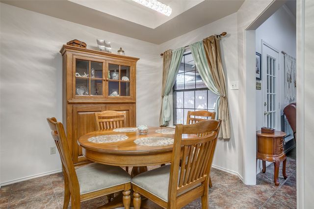 709 Berkley Drive, Cleburne, TX 76033