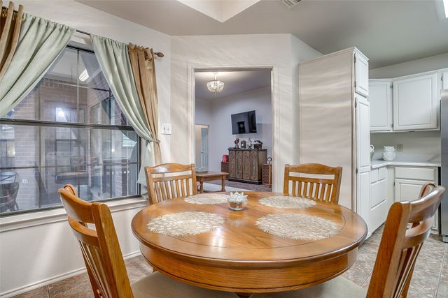 709 Berkley Drive, Cleburne, TX 76033