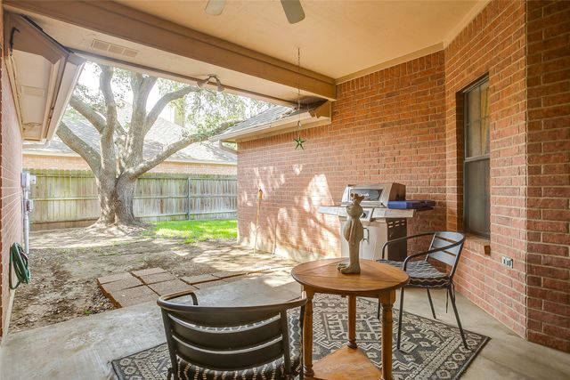 709 Berkley Drive, Cleburne, TX 76033