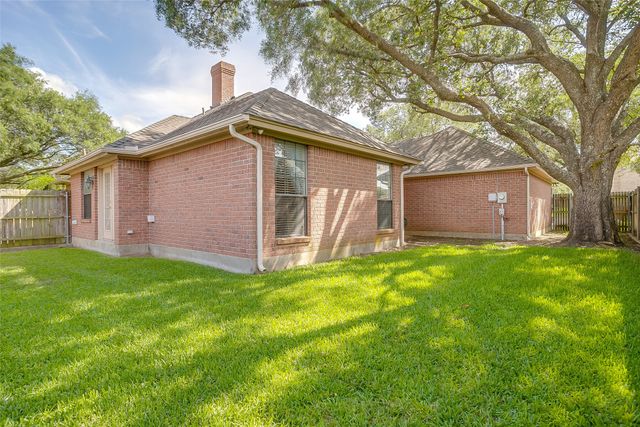 709 Berkley Drive, Cleburne, TX 76033