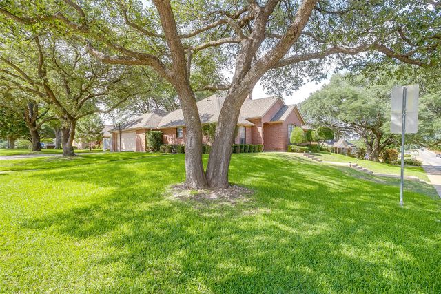 709 Berkley Drive, Cleburne, TX 76033