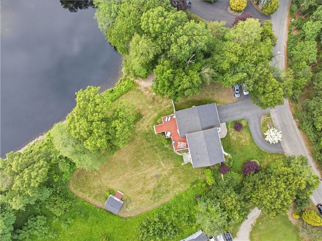12 Woodlake Drive, Johnston, RI 02919