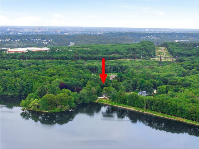 12 Woodlake Drive, Johnston, RI 02919