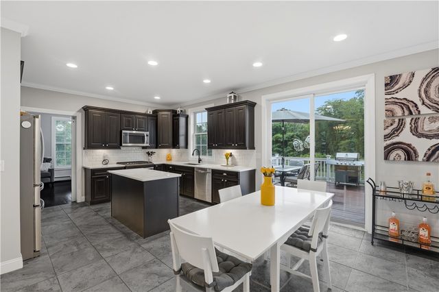 12 Woodlake Drive, Johnston, RI 02919
