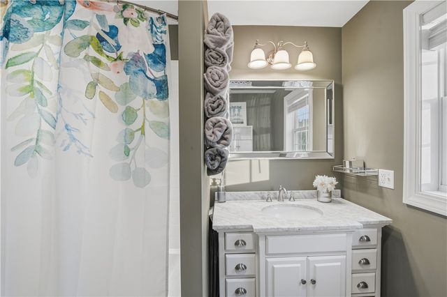12 Woodlake Drive, Johnston, RI 02919
