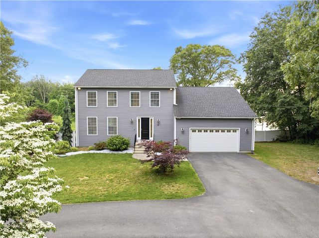 12 Woodlake Drive, Johnston, RI 02919