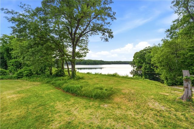 12 Woodlake Drive, Johnston, RI 02919