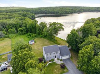 12 Woodlake Drive, Johnston, RI 02919