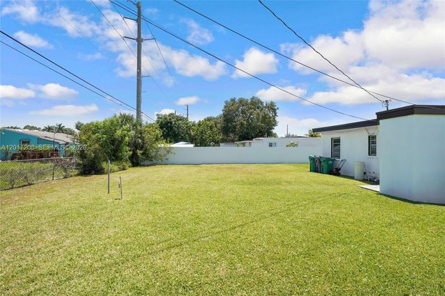 15815 NW 19th Ave, Miami Gardens, FL 33054